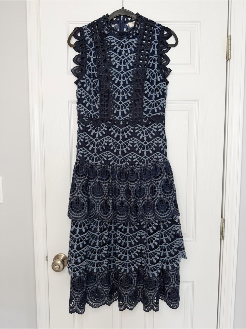 Sea New York Size 4 • Midnight Blue Lace MIDI Dress